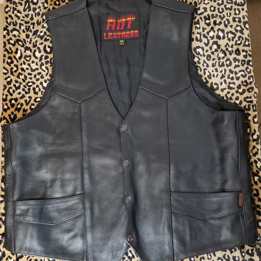 Hot Leathers Vest Mens 46 NWOT 2 Conceal Carry Poc